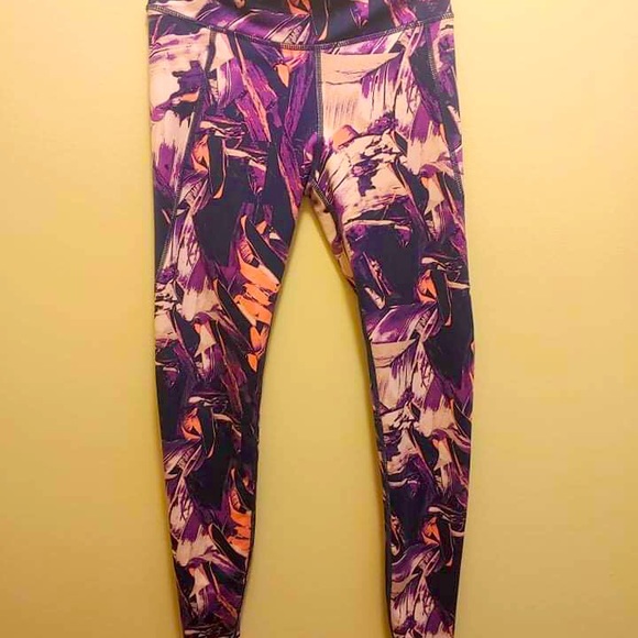 🔥🔥5 items for $25!🔥🔥 H&M sport leggings - xs - Picture 1 of 5